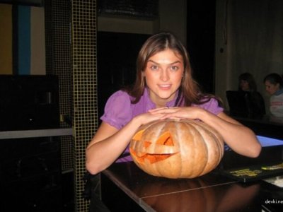 Сегодня поделилась своими фото в сети.