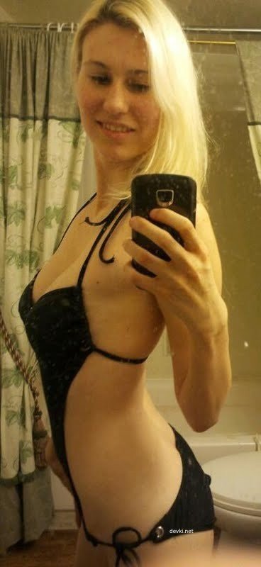 Фото от шатенки: новые снимки для порно-сайта!