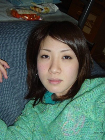 Отдал в ротик азиатке маленький херик - жесткий порно контент