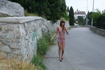 Снимки соблазнительной красотки в стиле гламур