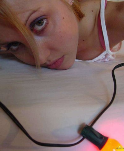 Интимные фото привлекательной светловолосой дамы