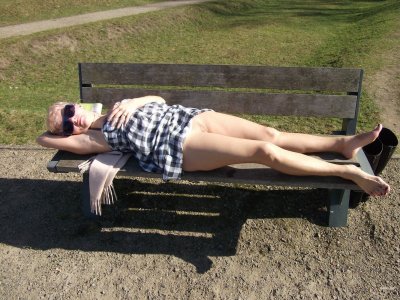 Милфа в зрелом возрасте ищет новые ощущения