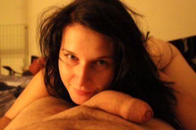 Милашка с потрясающей фигуркой и невероятной попкой!