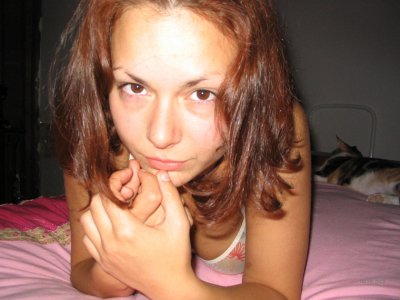 Отсасывает хер и дрочит