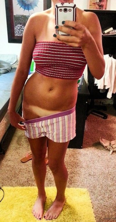 Обнаженные фото молодой ученицы - самофото, 18+