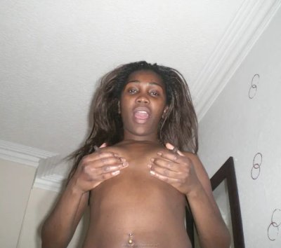 Шоколадная красотка устраивает горячий трах в разнообразных позах