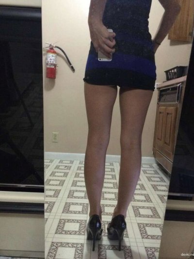 С анальным дилдо в жопе: жгучие ощущения!