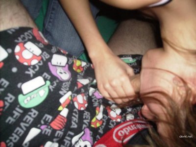 Трахнул свою шлюху в презервативе - горячий секс видеочат