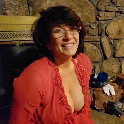 Праздничный минет опытной дамы