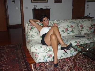 Соблазнительная мулатка готова к горячему сексу на любительских фото