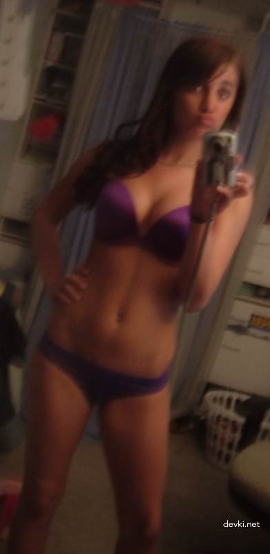 Фото красивой ученицы