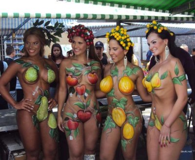 Яркие и раскрепощенные красавицы с художественными татуировками