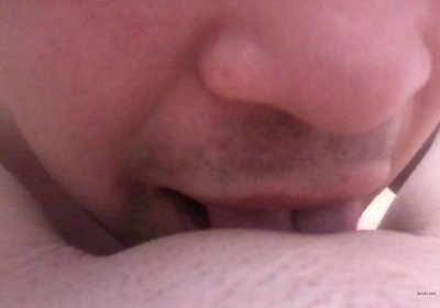 Парень поимел свою даму вместе с ее подружкой