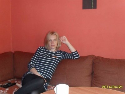 Сексуальные домашние фото опытной женщины в уютной обстановке