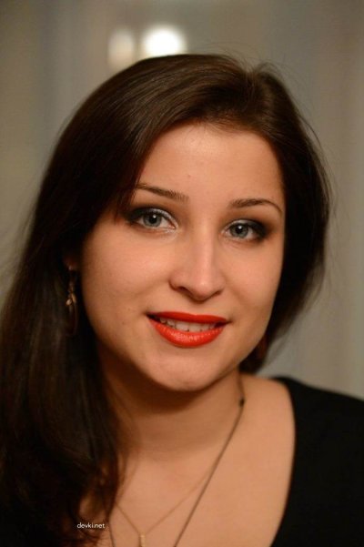 Пикантные снимки соблазнительной дамы в домашней обстановке