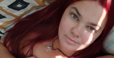 Потрясающая молоденькая красавица - новый секс-сайт для взрослых 18+