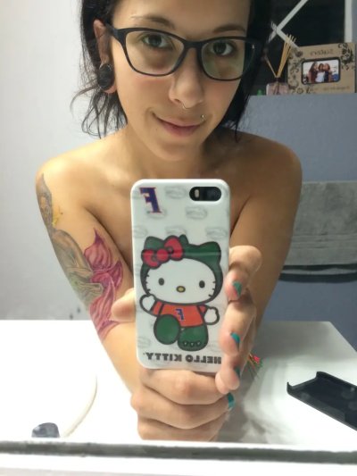 Порнофото: погружение в мир эротики.