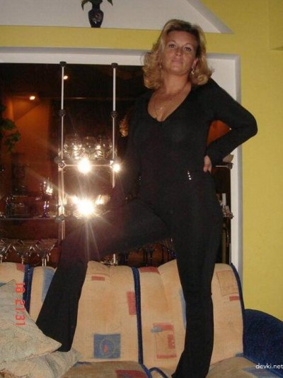 Интимные фотографии опытной леди