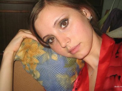 Сексуальная красотка в интимных снимках - не для слабонервных