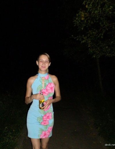 Летом в деревне приятно заниматься сексом с милфой