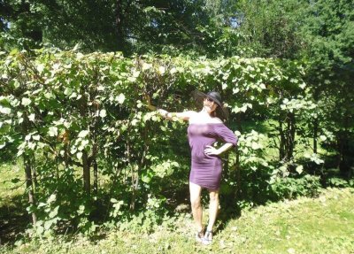 Опытная красавица в офисной обстановке: наслаждайся каждой минутой!