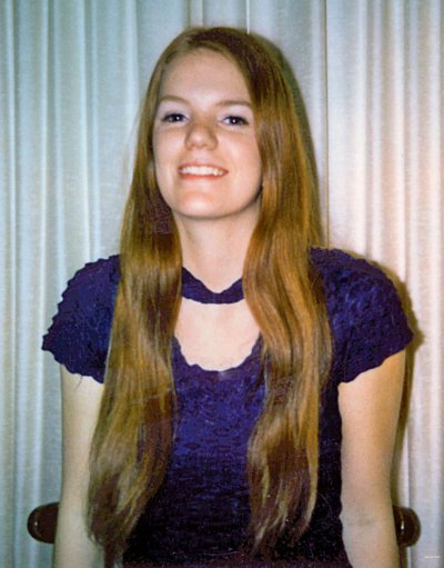 Изображения красной дамы в конче