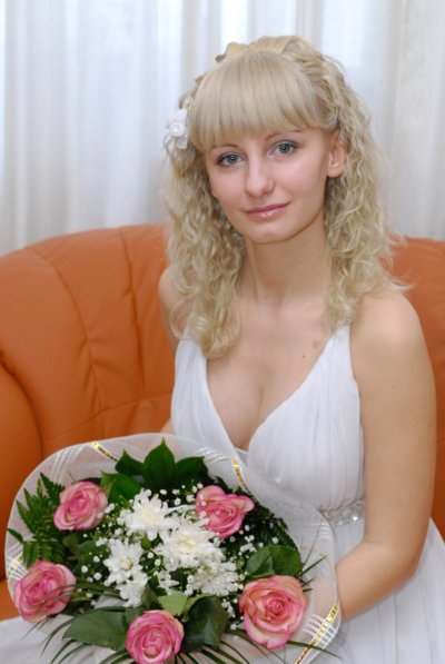 Школьные уроки: видео с молодой дамой