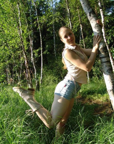 Горячая красотка раздевается на свежем воздухе - Эпизод 3