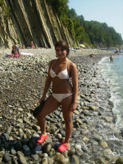 Раскрою карты: выложил фото бывшей на любительских фотографиях