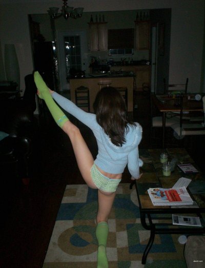 Интимные фото стройной красавицы в домашней обстановке