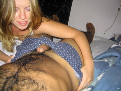 Парень ласкает девушку язычком - отличное удовольствие