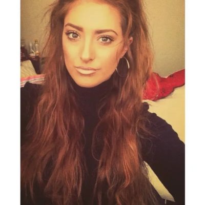 Оттрахал в попку девочку в позе собачки