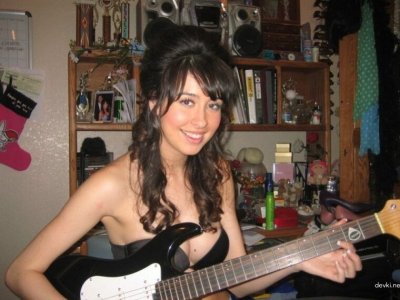 Приехала к старушке на дачу, там и получила удовольствие