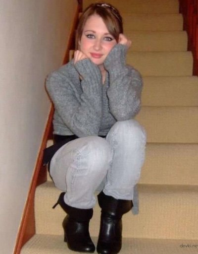 Красотка с шикарными формами!