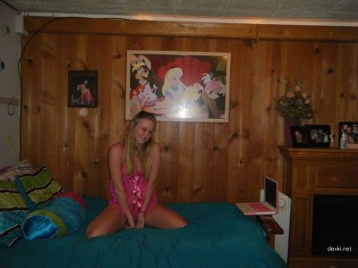 Сексуальные снимки соблазнительной деревенской красотки