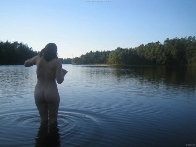 Искусительная и привлекательная: куколка в своей природной среде