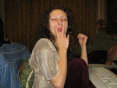 Отодрал киску своей девушки на камеру