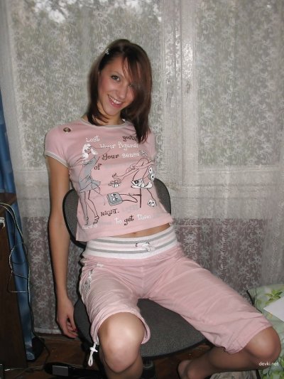 Интимные снимки привлекательной красотки для оценки