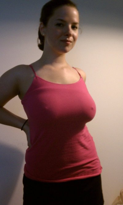 Подарила крупные груди в объектив