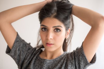 Соблазнительная шахматистка из Ирана показывает свои прелести