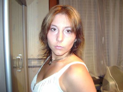 Интимные фото жены: откровенные моменты только для тебя!