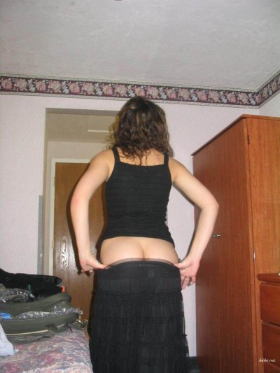 Интимные снимки из личного архива молодой леди