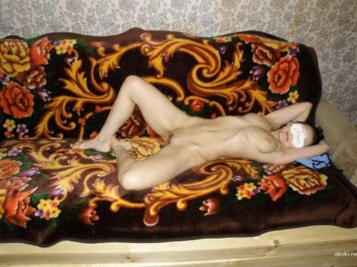 Свежие снимки сексапильной милфы на камеру