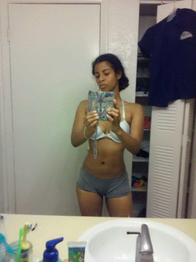 Жаркое порно с обильной кончей на личике и горячим сексом с экзотической красоткой