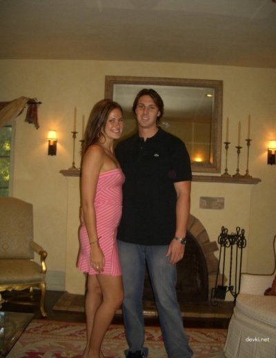 Интимные фото из домашней порно коллекции молодой пары: самые откровенные моменты