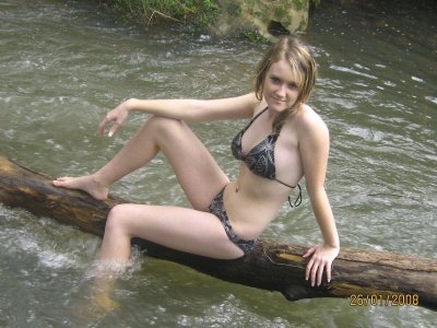 Девушка отправилась в захватывающее приключение любви и страсти!