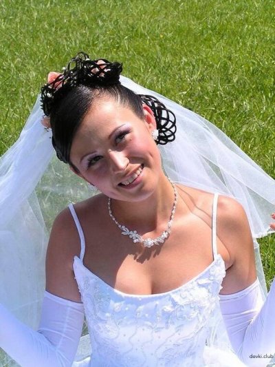 Жена открывает рот для удовольствия на порно сайте