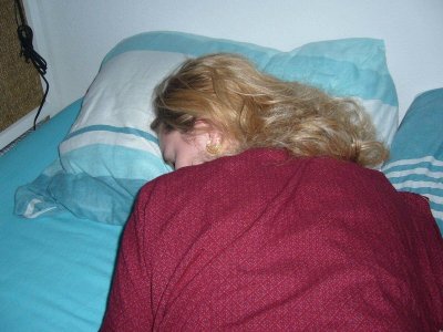 Нежный вечер с любимой: интимные моменты с подругой наедине