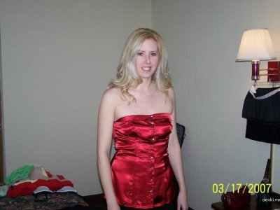 Сексуальная супруга с обворожительными формами