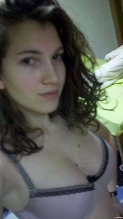 Интимные фото дамочки в домашних условиях